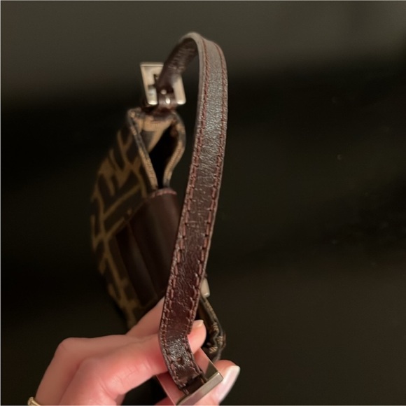 Fendi Zucca Canvas FF Logo Mini Croissant Bag - vintage & rare! - Picture 16 of 17